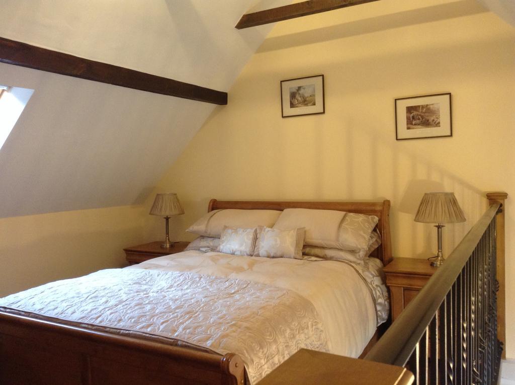 Woodleighton Cottages Ютоксетер Екстер'єр фото
